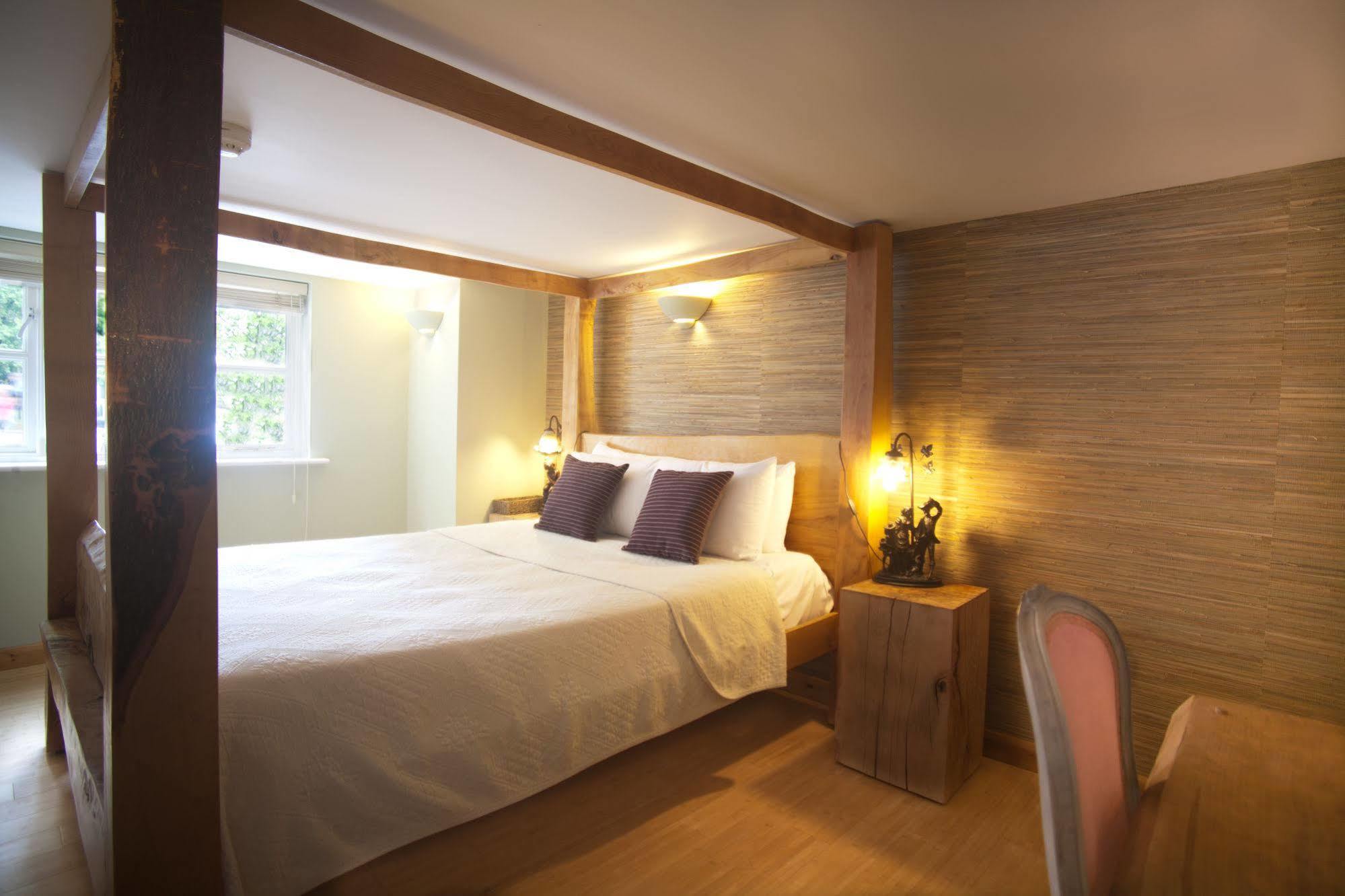 Cottage Lodge Hotel Brockenhurst Exterior foto